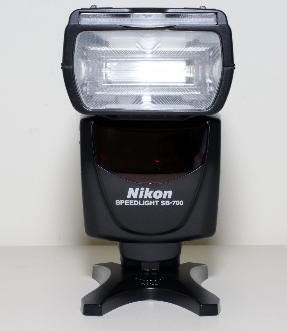 Nikon sb700 on sale